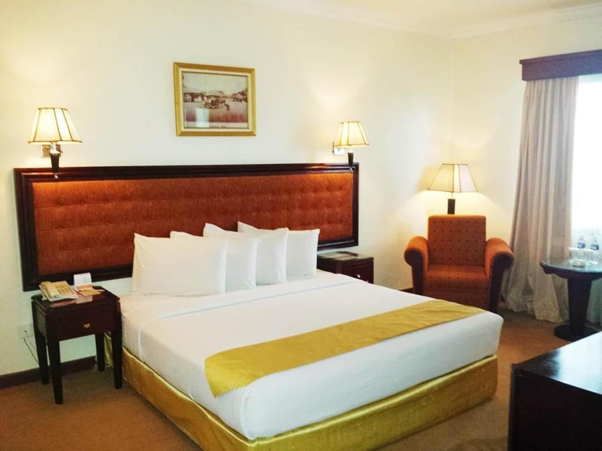 Harbourbay Amir Hotel Batam ภายนอก รูปภาพ