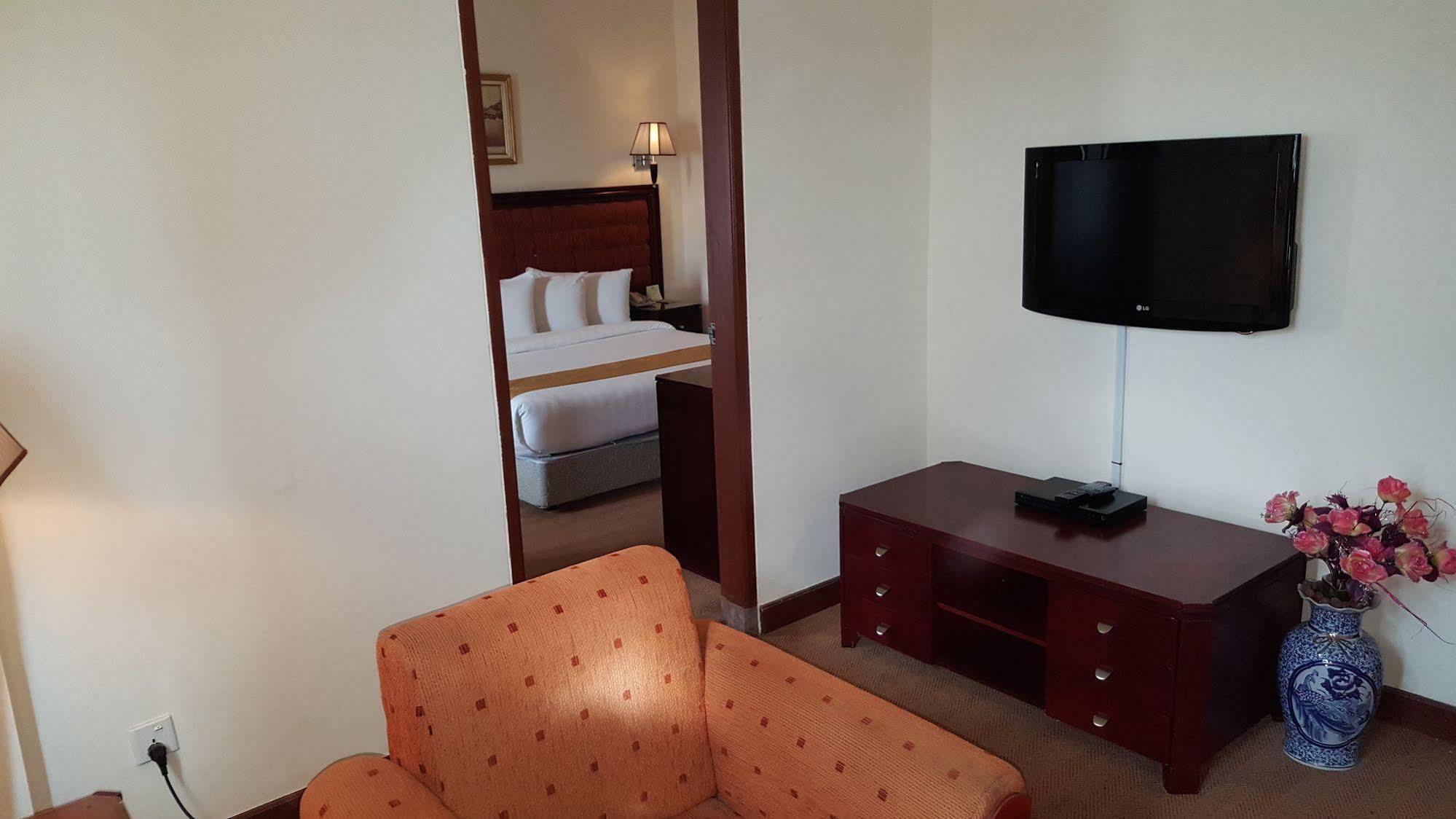 Harbourbay Amir Hotel Batam ภายนอก รูปภาพ