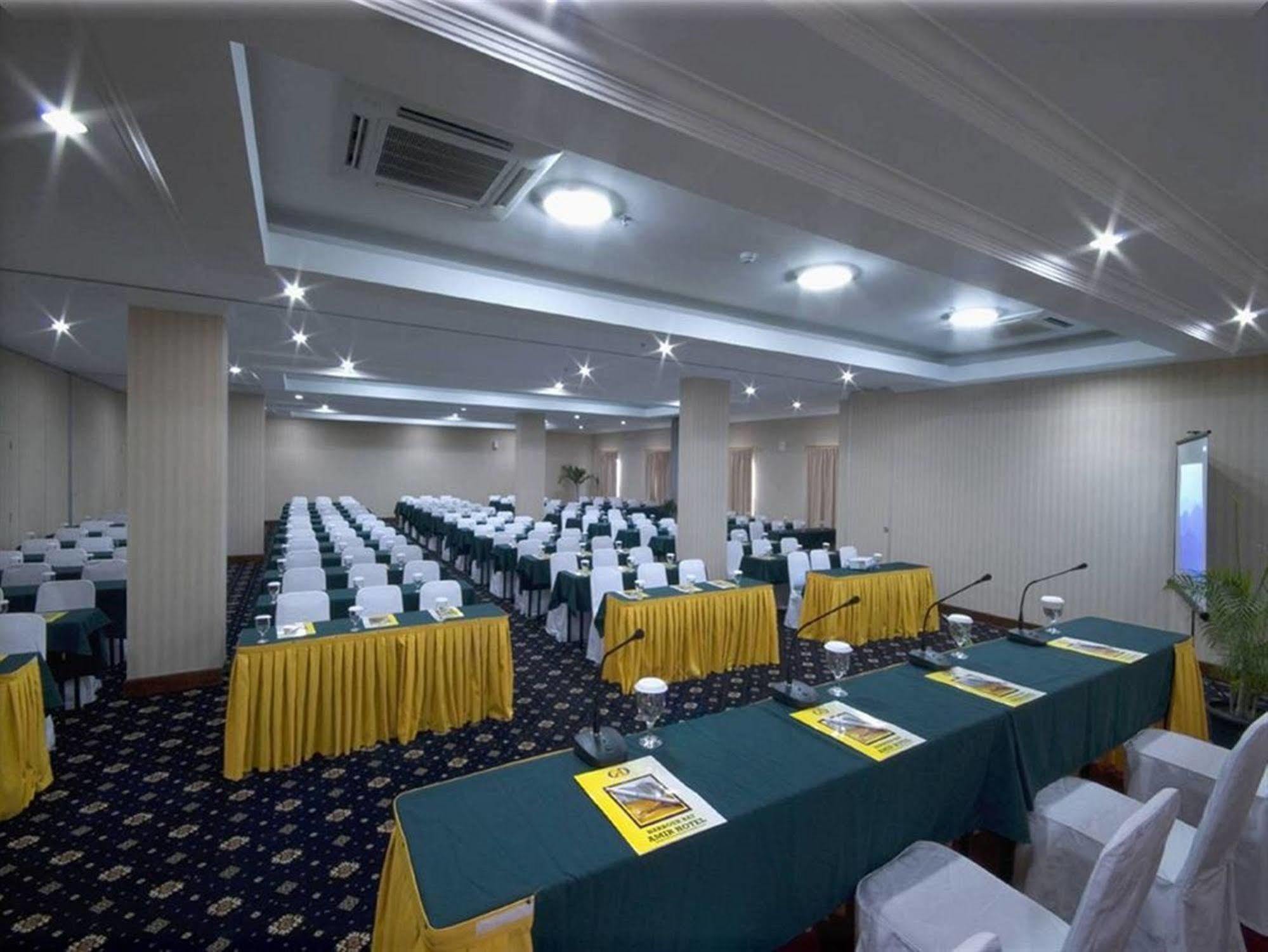 Harbourbay Amir Hotel Batam ภายนอก รูปภาพ